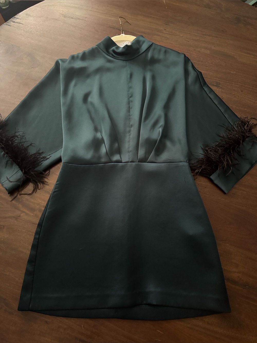 Zara Emerald Satin Mini Dress with Feathers - Med (us 4-6) perfect condition - Picture 10 of 10